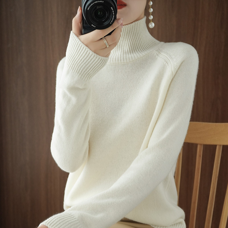 New stand-up collar pullover sweater for women
